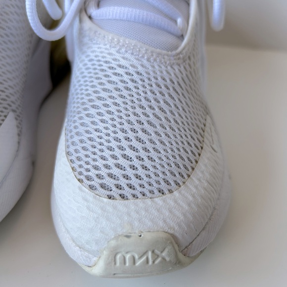 Nike Air Max 270 - White - Sz 3 - Picture 4 of 14